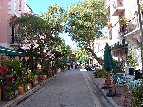 Española Way in Miami Beach