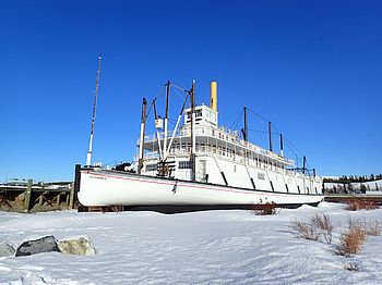 Schaufelraddampfer SS Klondike im Winter in Whitehorse