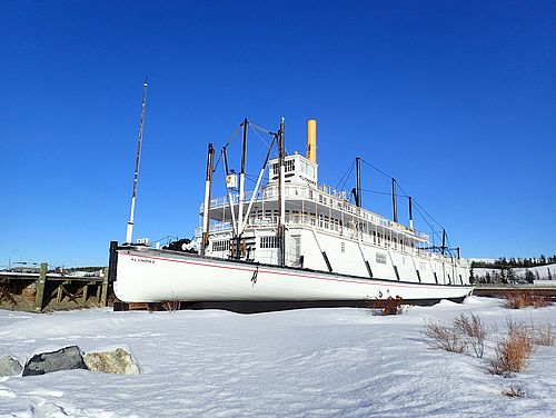 Schaufelraddampfer SS Klondike im Winter in Whitehorse