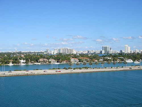 Blick über Star Island nach South Beach in Miami Beach