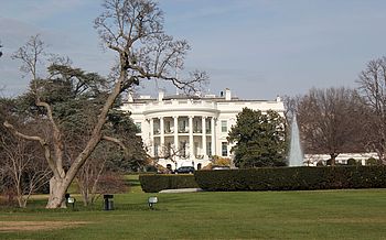 Weißes Haus, Regierungssitz des Präsidenten der USA, in Washington D.C.